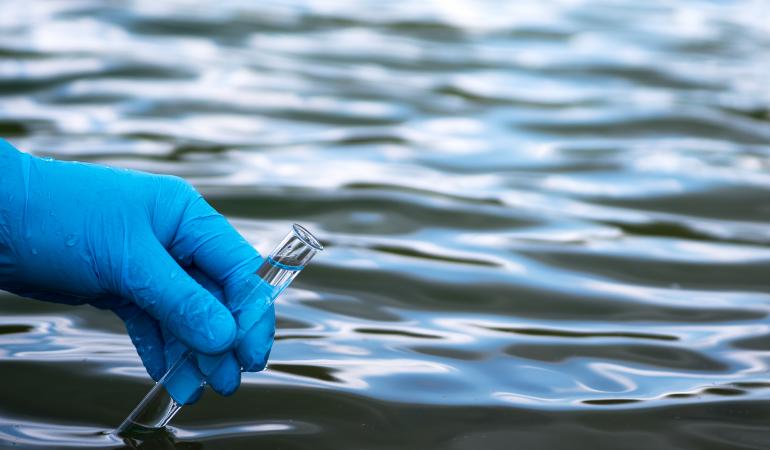 Meer aandacht nodig voor mogelijk effect drugsafval kwaliteit drinkwater | RIVM