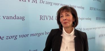 Aura Timen, secretaris OMT, licht het OMT-advies over versoepelingen toe