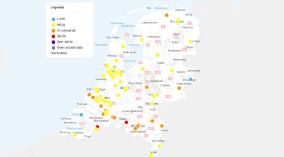 Metingen luchtmeetnet.nl op maandag 8 april 2018