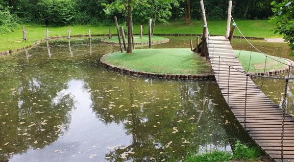 Recreatiegebied met water; water heeft veel positieve effecten op de volksgezondheid en de leefomgeving, maar kan ook risico’s voor de gezondheid met zich meebrengen. 