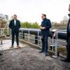 Werkbezoek Hugo de Jonge aan een rioolwaterzuiveringsinstallatie in Leiden