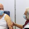 Man krijgt corona boostervaccinatie